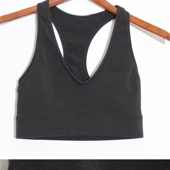Lululemon Racerback V-Neck Sports Bra Lasercut Black Size 6 - Picture 7 of 7